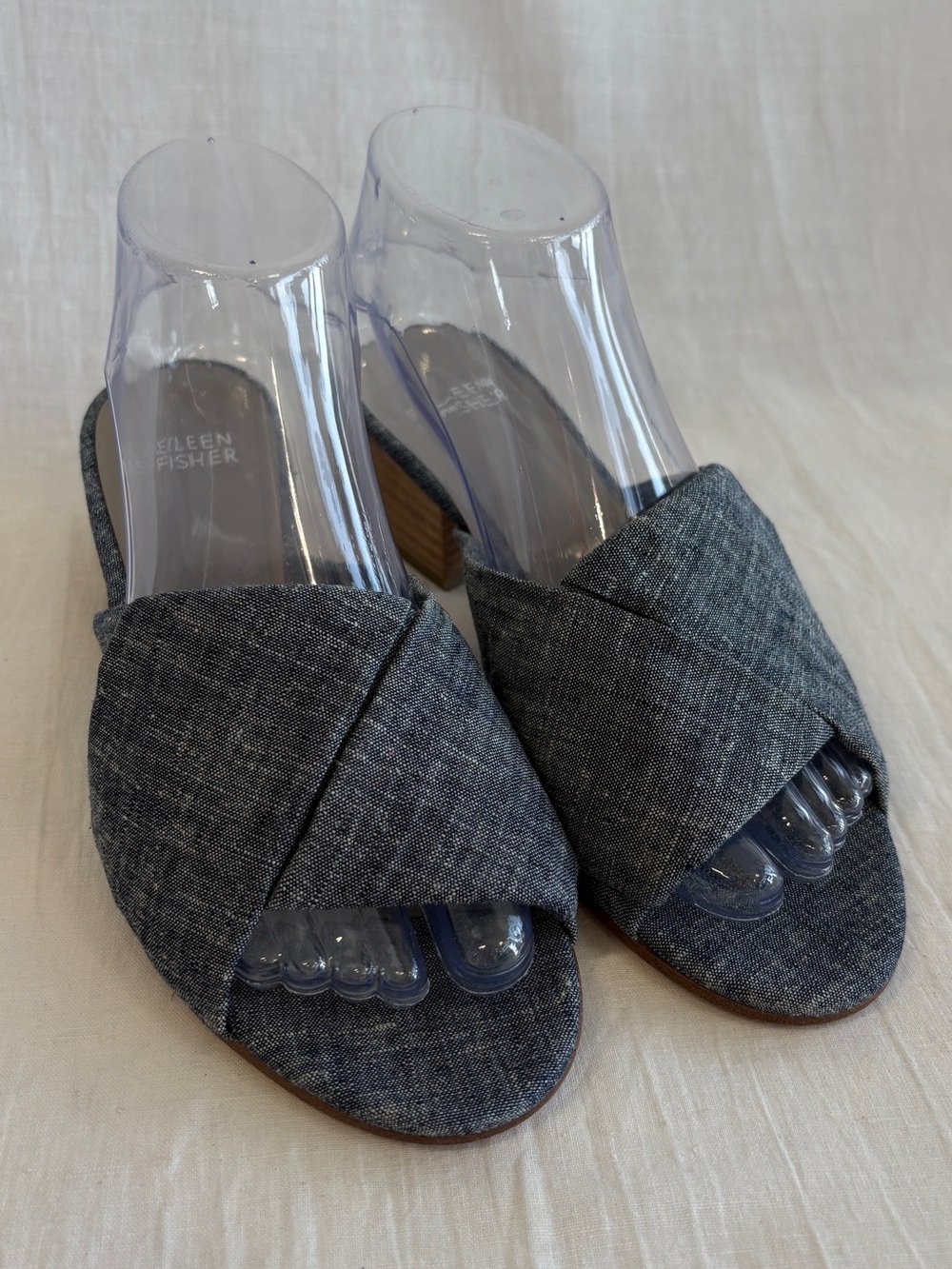 Eileen Fisher Blue Ruche Chambray Open-Toe Mule block Heels Vero Cuoio